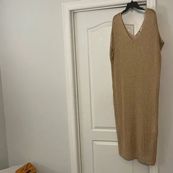 Gold Ribbed Knit Dress - Picture 2 of 4